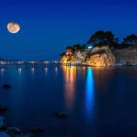 Apartmanhotel Delfini 2 3*