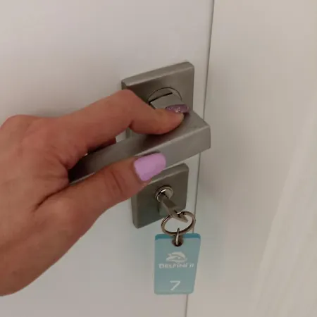 Lägenhetshotell Delfini 2 Laganas